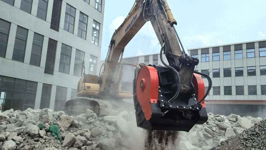 Fabricante de caçamba trituradora